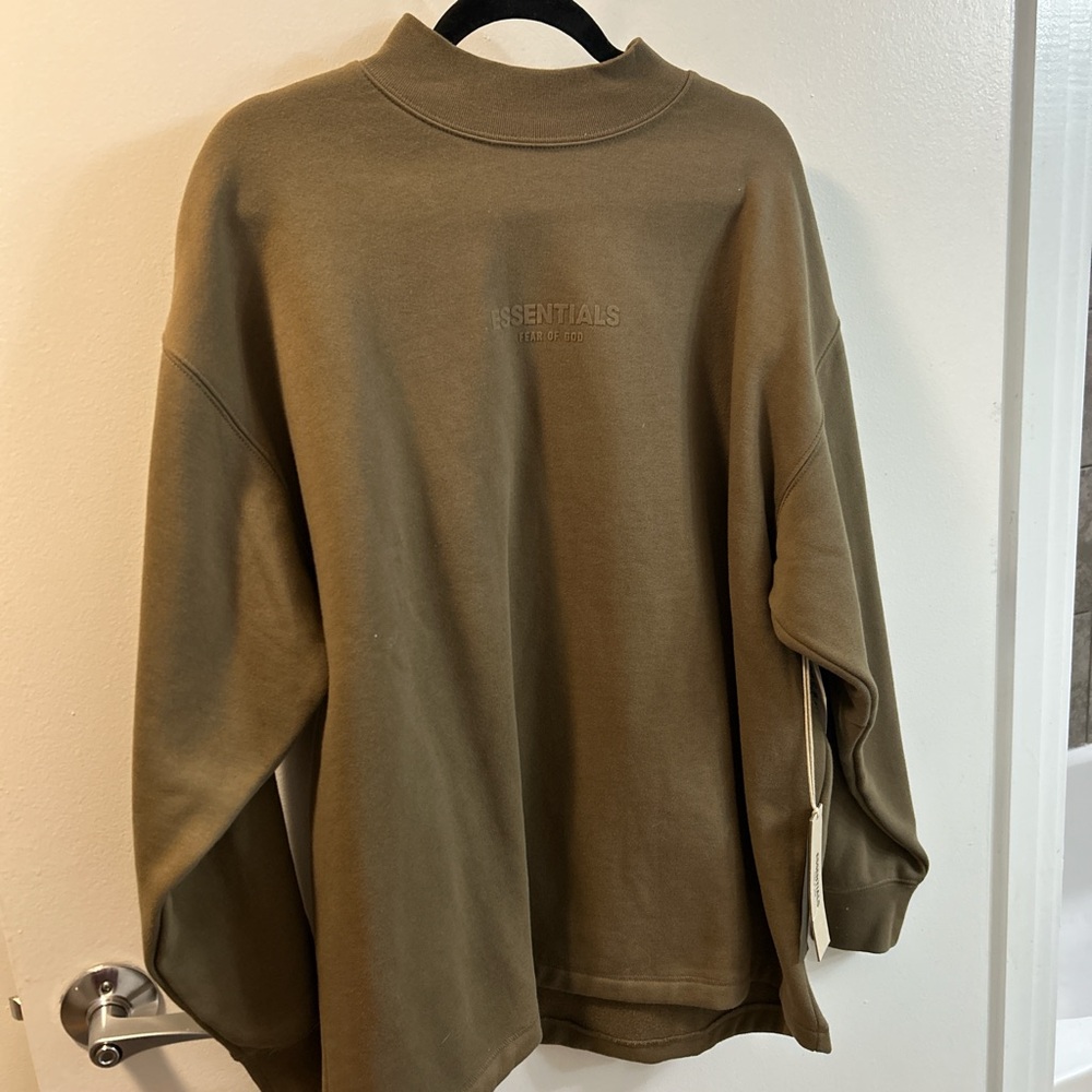 Essentials Women's Pullover
